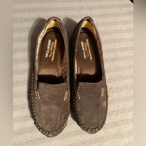 Skechers women’s Dark Brown Slip-On Loafers